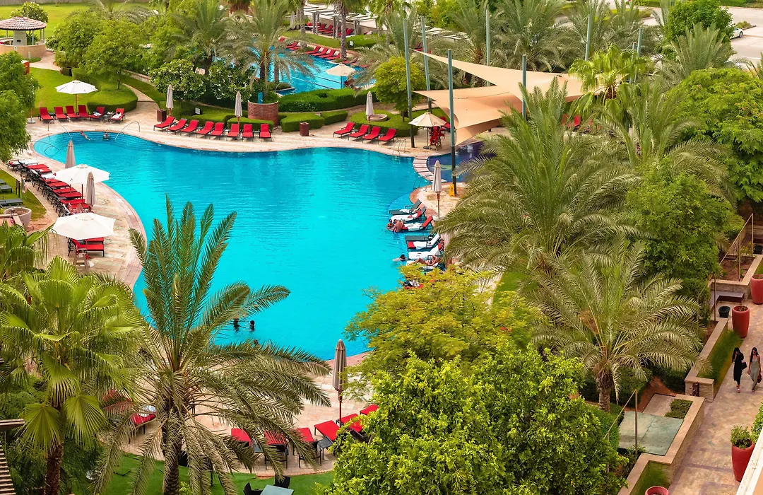 Vogo Abu Dhabi Golf Resort & Spa-1